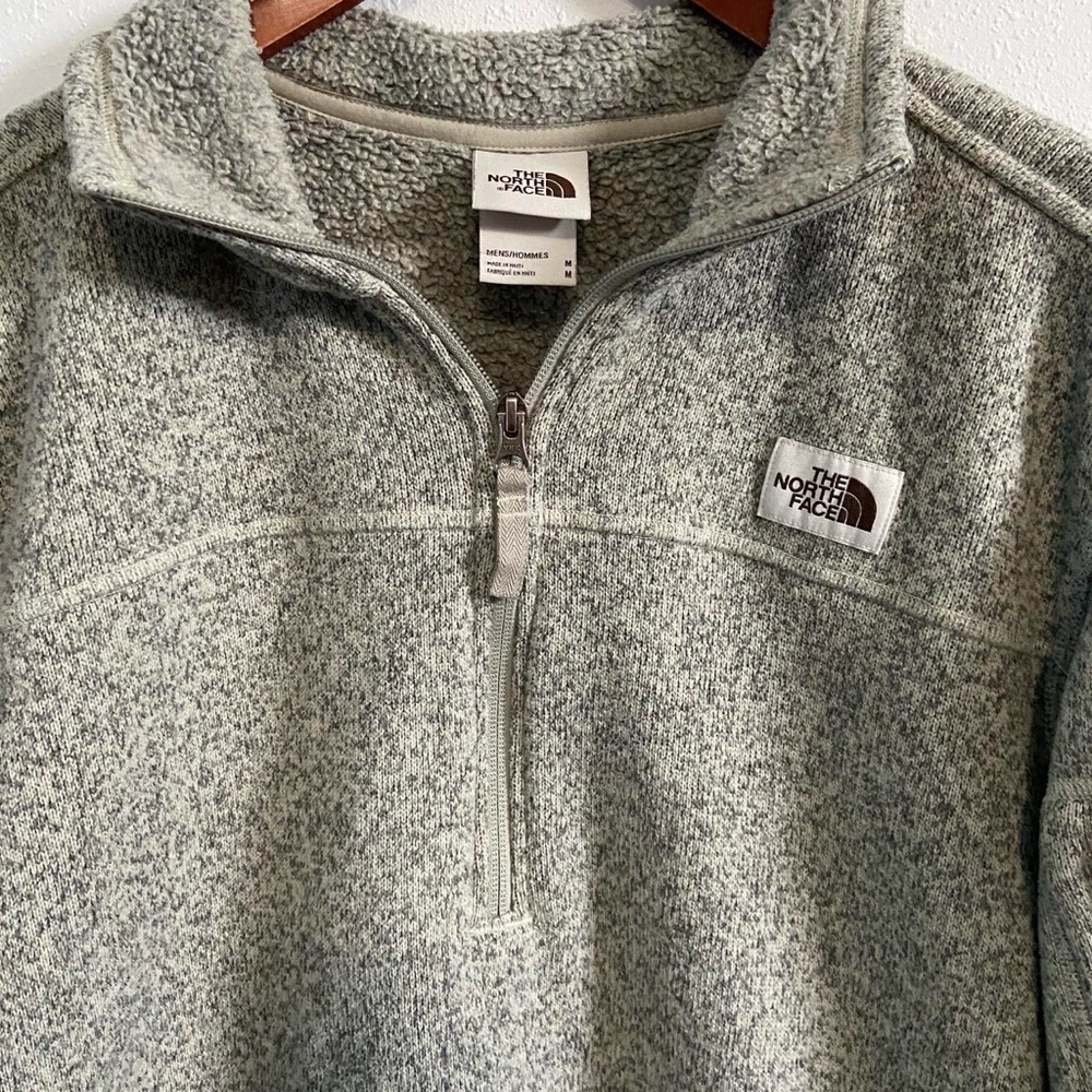 The North Face Gordon Lyons 1/4 Zip Pullover - Picture 14 of 16